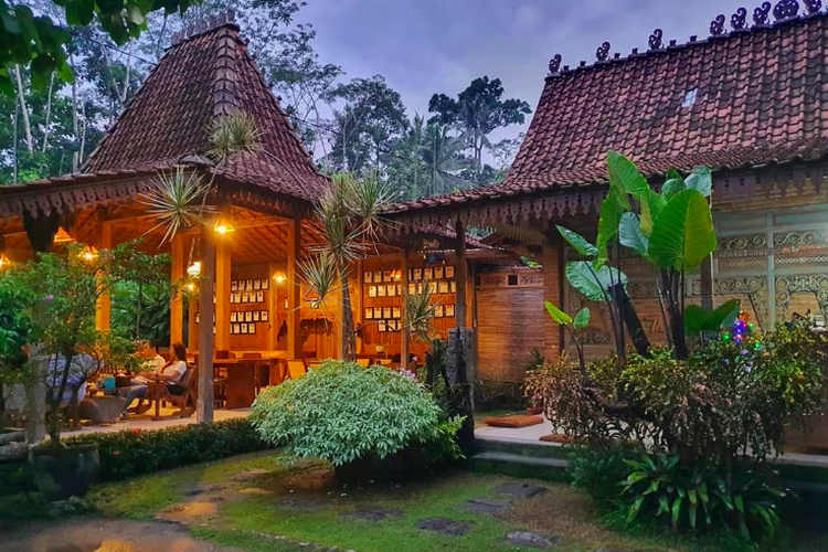 7 Hotel & Penginapan Murah Dekat Borobudur, Magelang