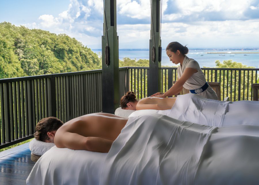 Hal yang Tidak Diceritakan Terapis Spa tentang Balinese Massage